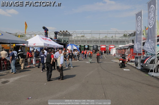 2008-05-11 Monza 1245 - Pit Lane